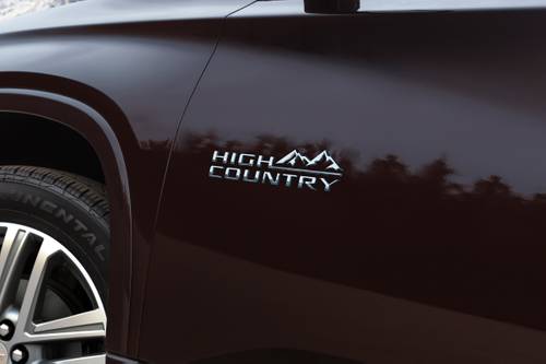 2024 Chevrolet Traverse Limited High Country 4dr SUV Fender Badge