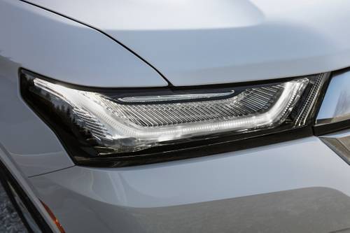2024 Chevrolet Traverse Limited Premier 4dr SUV Headlamp Detail