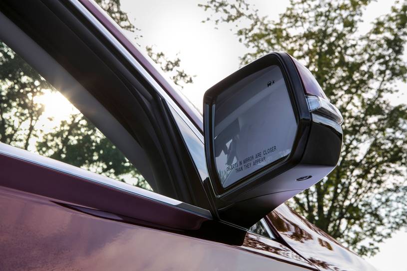 OEM 2018-2019 Chevy Traverse Driver Side Mirror – Power Heated, Manual Fold (Black, GM 84498306)