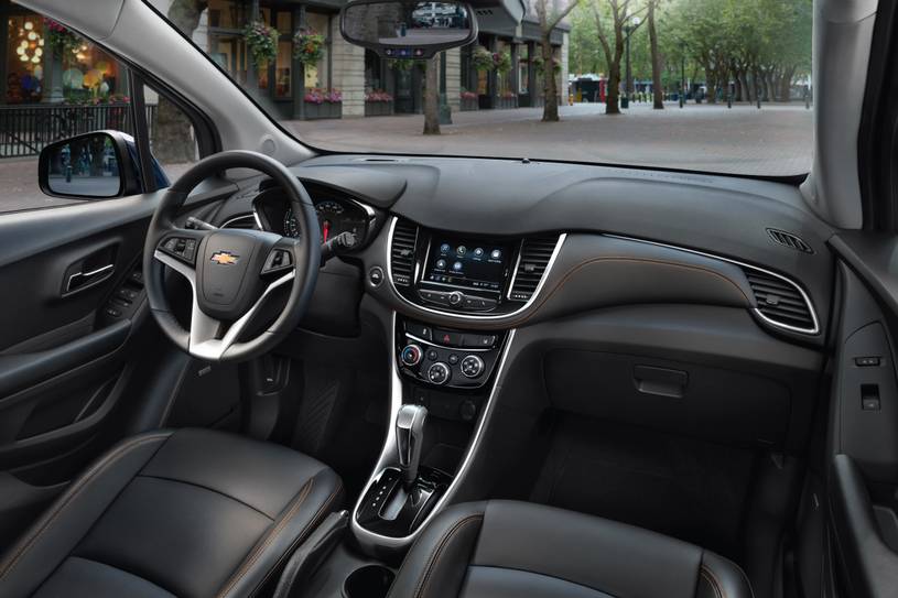 2020 Chevrolet Trax Pictures 100 Photos Edmunds