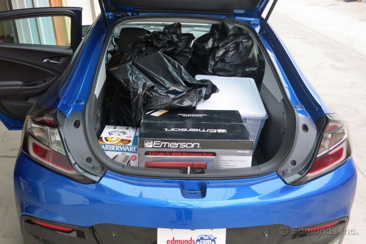 2016 Chevrolet Volt Edmunds Road Test 2016 Chevrolet Volt
