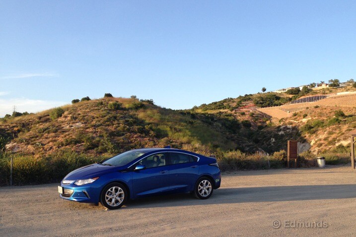 2016 Chevrolet Volt Edmunds Road Test 2016 Chevrolet Volt