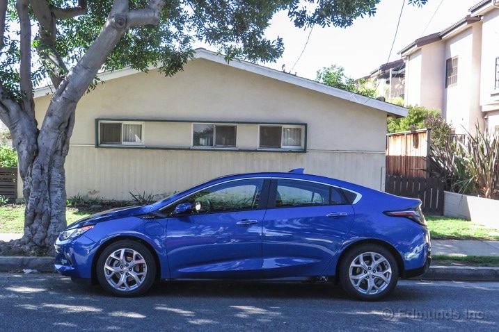 2016 Chevrolet Volt Edmunds Road Test 2016 Chevrolet Volt