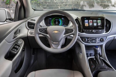 Used 2017 Chevrolet Volt Lt Hatchback Review Ratings Edmunds 2017 Chevrolet Volt Lt 4dr Hatchback Interior