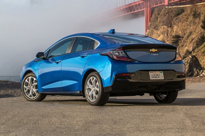 2018 Chevrolet Volt Pictures - 83 Photos | Edmunds