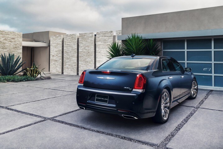2014 Los Angeles Auto Show: 2015 Chrysler 300 (FAQ) | Edmunds