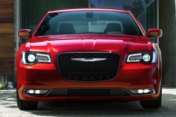 The 2015 Chrysler 300 The 2015 Chrysler 300