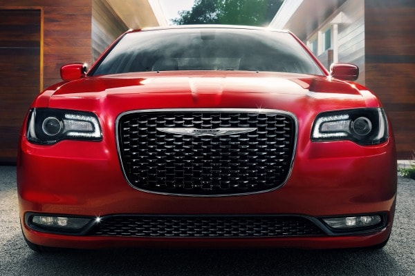 The 2015 Chrysler 300 The 2015 Chrysler 300