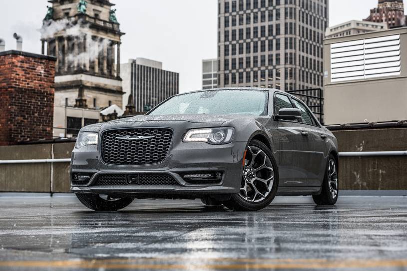 Chrysler 300 Prices Reviews And Pictures Edmunds