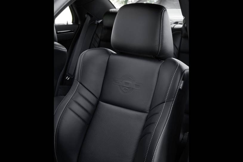 2023 Chrysler 300 Pictures 86 Photos Edmunds