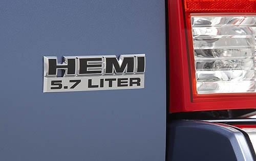 2008 Chrysler Aspen Limited Rear Badging