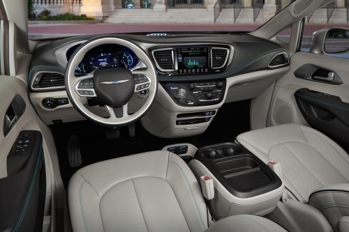 2017 Chrysler Pacifica Hybrid Platinum Passenger Minivan Dashboard
