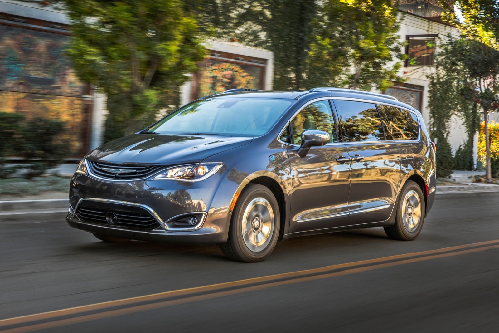 2017 Chrysler Pacifica Hybrid HYBRID PROPULSION SYSTEM INVERTER Recall