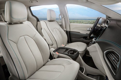 2017 Chrysler Pacifica Hybrid Platinum Passenger Minivan Interior Shown