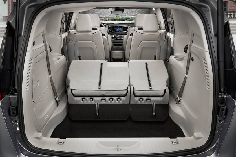 2019 Chrysler Pacifica Hybrid Pictures 90 Photos Edmunds 2019-chrysler-pacifica-hybrid-pictures-90-photos-edmunds