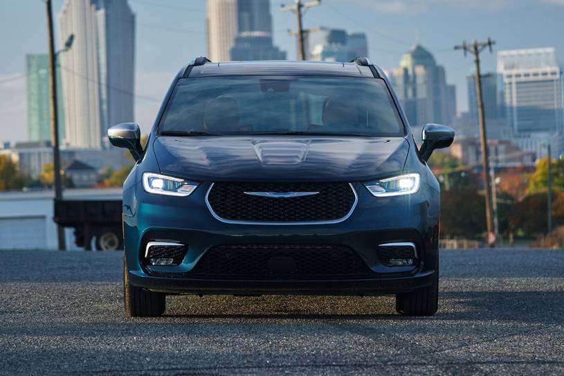 2022 Chrysler Pacifica Hybrid Pinnacle Passenger Minivan Exterior 2022 Chrysler Pacifica Hybrid Pinnacle Passenger Minivan Exterior