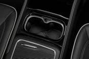 2022 Chrysler Pacifica Limited Passenger Minivan Cupholders