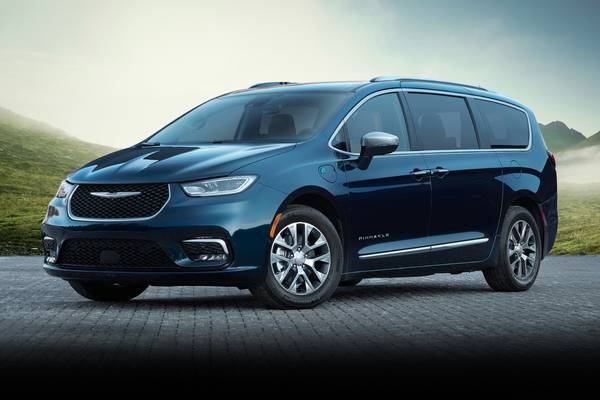 2024 Chrysler Pacifica Touring: The Ultimate Minivan Experience