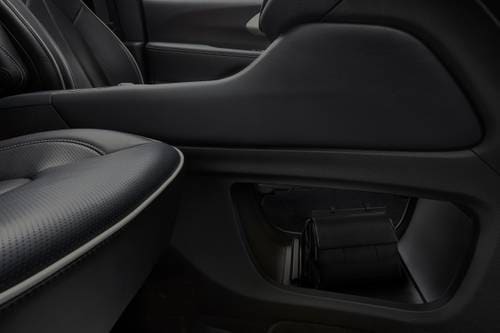 2024 Chrysler Pacifica Limited Passenger Minivan Interior Detail