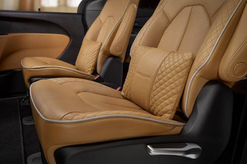 2024 Chrysler Pacifica Pinnacle Passenger Minivan Interior Detail