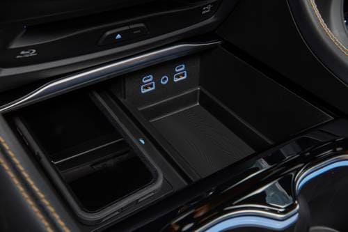 2024 Chrysler Pacifica Pinnacle Passenger Minivan Interior Detail