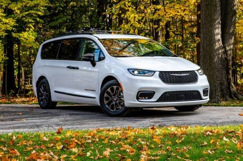 2024 Chrysler Pacifica Road Tripper Passenger Minivan Exterior