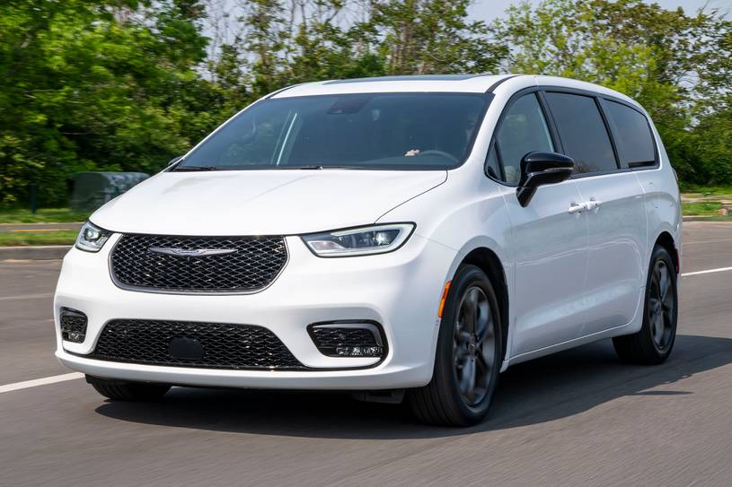 2026 Chrysler Pacifica 100th Anniversary PHEV Passenger Minivan Exterior
