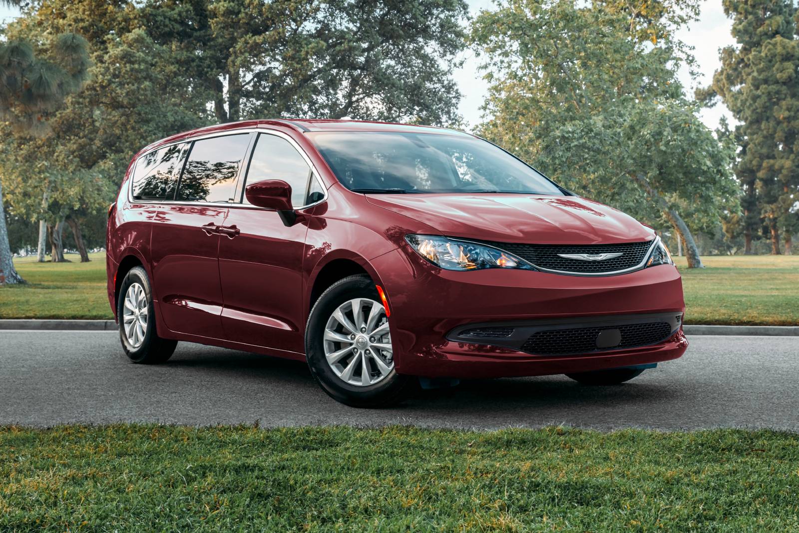 2026 Chrysler Voyager Prices, Reviews, and Pictures | Edmunds