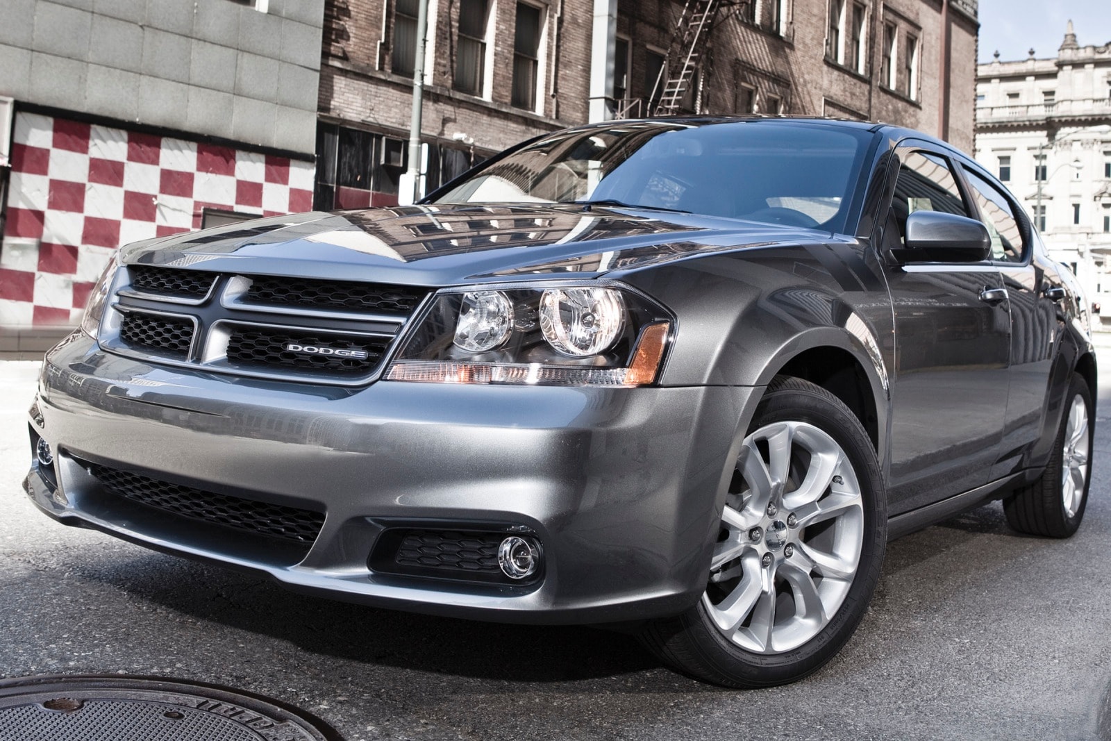 2014 Dodge Avenger Review \u0026 Ratings | Edmunds, image size:1600x1067
