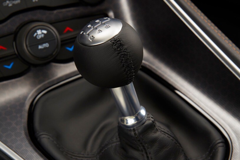Dodge Challenger Coupe R/T Plus Shaker Shifter