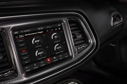 2019 Dodge Challenger SRT Hellcat Redeye Coupe Center Console