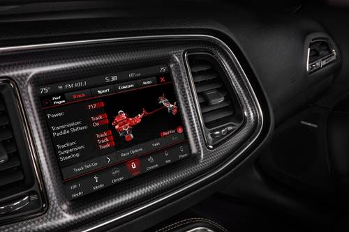 2019 Dodge Challenger SRT Hellcat Redeye Coupe Center Console