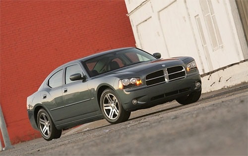 Is a 2006 Dodge Charger Rear Wheel Drive 
