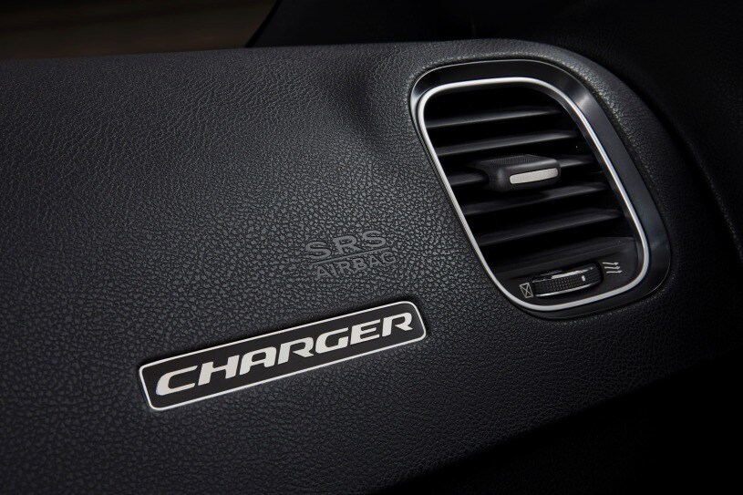 2015 Dodge Charger R/T Sedan Interior Detail