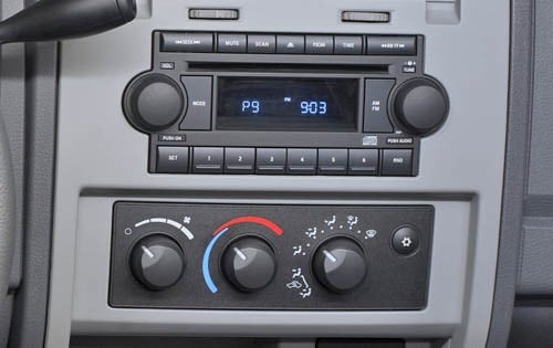 2005 Dodge Dakota Audio and HVAC Controls
