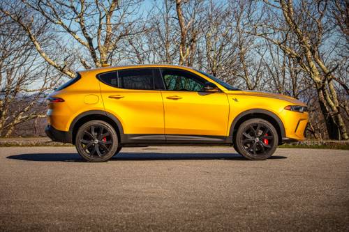 2023 Dodge Hornet GT 4dr SUV Profile Shown