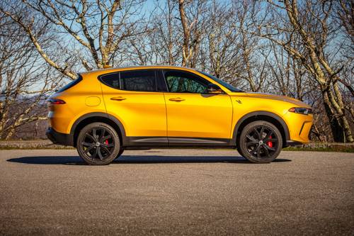 2025 Dodge Hornet GT 4dr SUV Profile Shown
