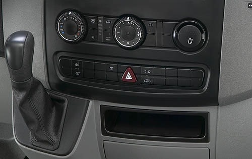 2007 Dodge Sprinter Cargo 3500 170 WB Center Console