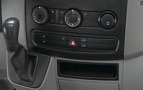 2009 Dodge Sprinter Cargo 2500 170 WB Center Console