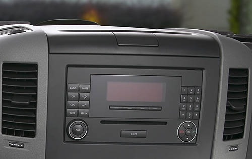 2007 Dodge Sprinter 170 WB Center Console
