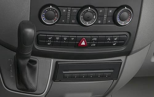 2008 Dodge Sprinter 2500 144 WB Center Console