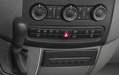 2008 Dodge Sprinter 2500 170 WB Center Console