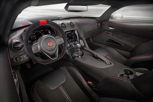 2016 Dodge Viper ACR Coupe Interior