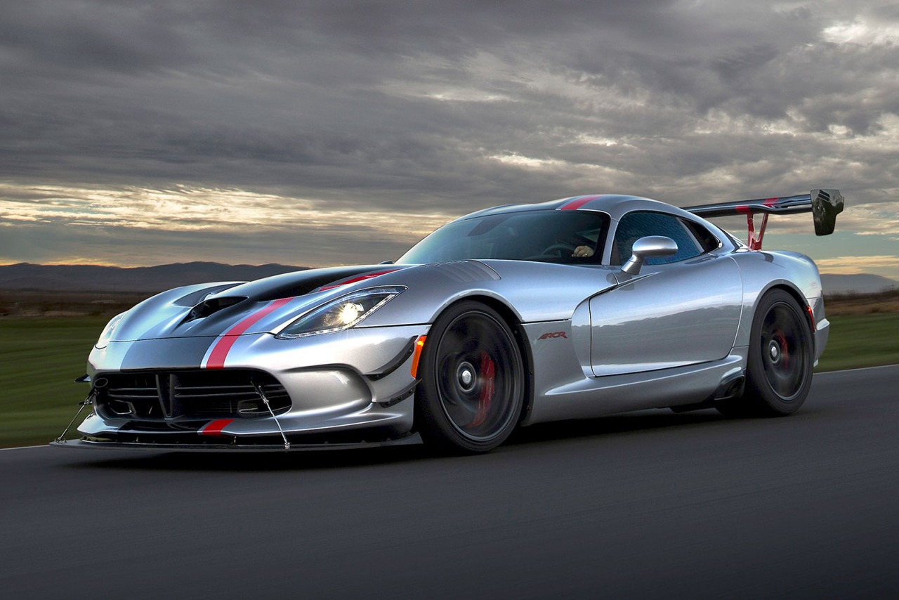 2017-dodge-viper-pricing-features-edmunds