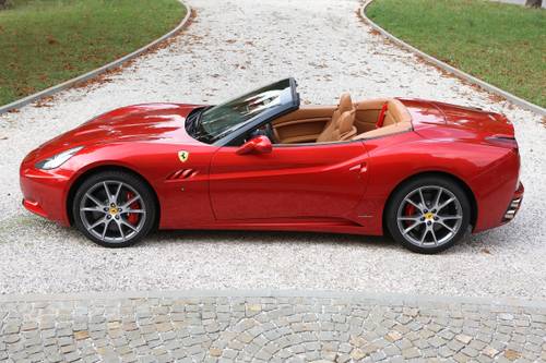 2012 Ferrari California Convertible Profile
