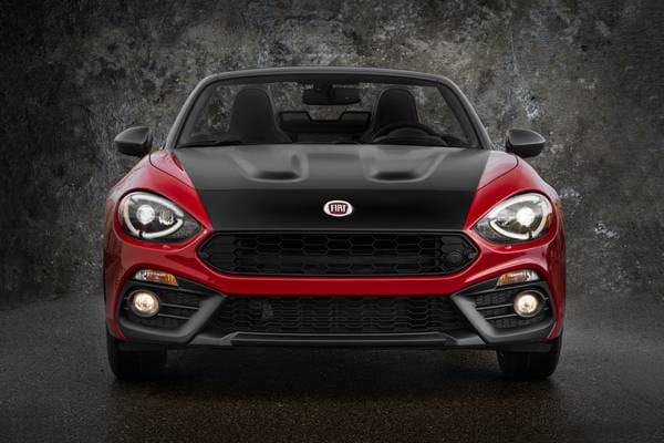 The 2018 FIAT 124 Spider The 2018 FIAT 124 Spider