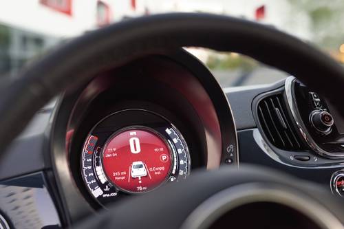 2018 FIAT 500 Lounge 2dr Hatchback Gauge Cluster