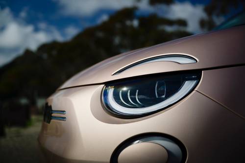 2024 FIAT 500e Inspired by Beauty 2dr Hatchback Headlamp Detail