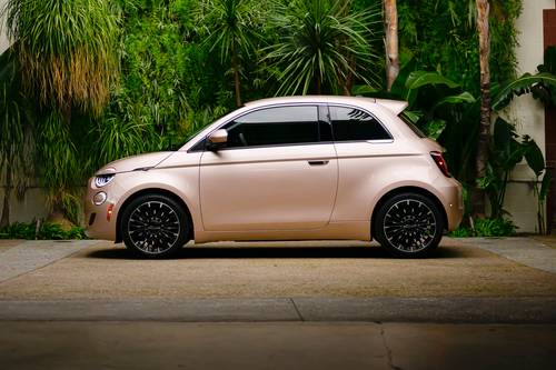 2024 FIAT 500e Inspired by Beauty 2dr Hatchback Profile