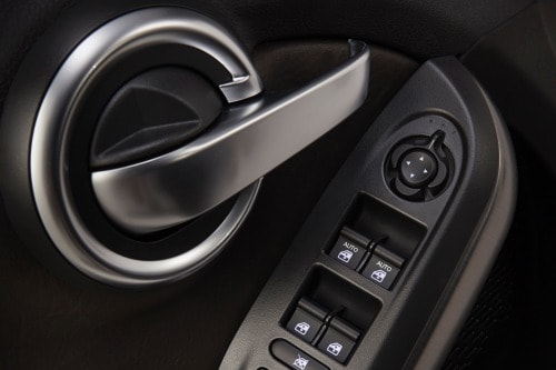 2016 FIAT 500X 4dr SUV Interior Detail
